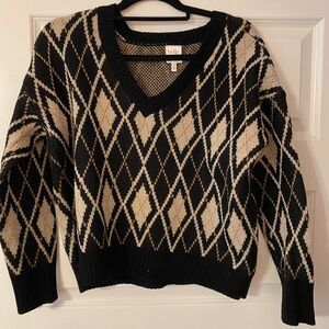 Belk Black and Cream Diamond V-Neck Sweater